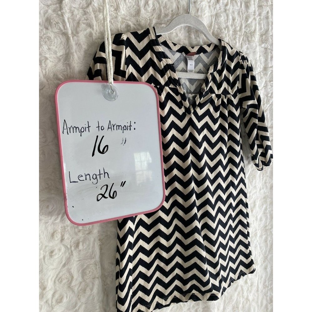 Tea Collection Top Size 8 Women black chevron - Picture 8 of 8